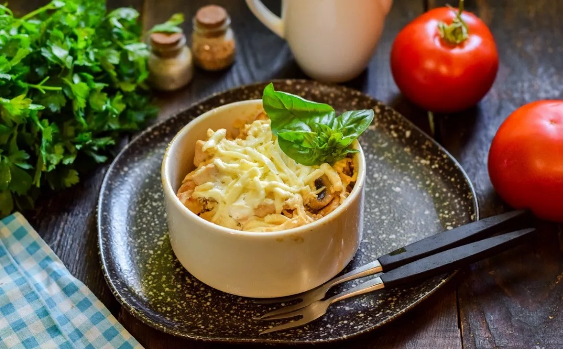Dietinė julienne su vištiena