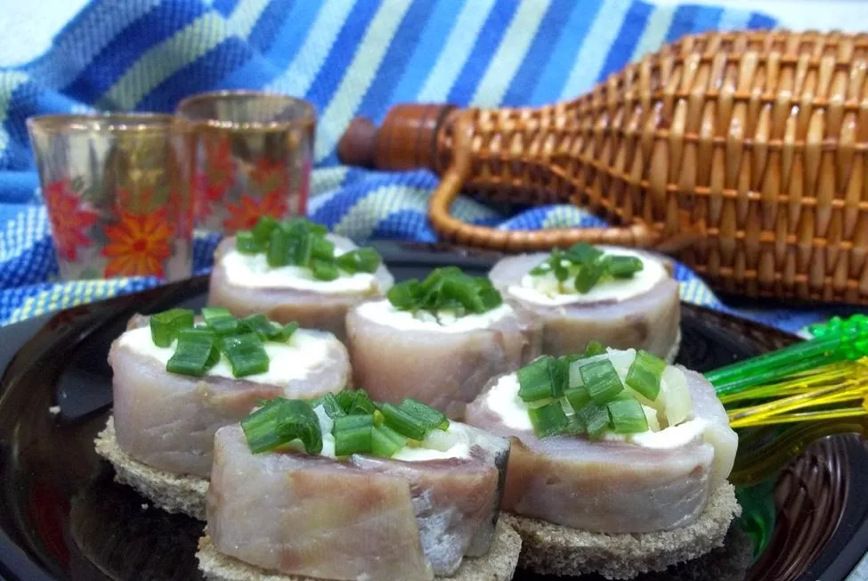 Marinuoti silkių suktinukai