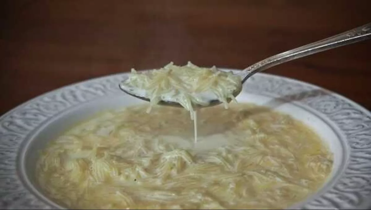Pieniška sriuba su vermišeliais