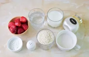Norėdami paruošti desertą, paruoškite reikiamus ingredientus.