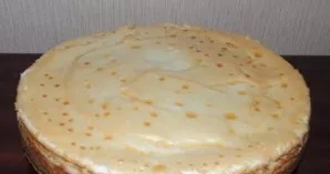 Pyragą išimame iš formos.
