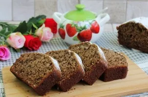 Keksas su graikiniais riešutais ir cinamonu