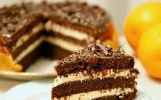 Tortas su varškės kremu
