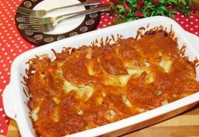 Užkepėlė su mėsa ir sūriu