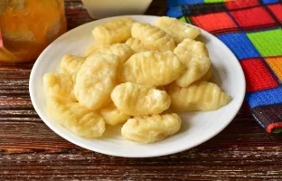 Varškėtukai